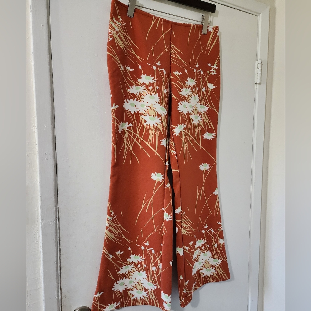 Urban Outfitters Y2K Style Low Rise Orange White Floral Flare Pants L - Picture 3 of 9